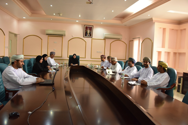 استعراض أنشطة وفعاليات الأسبوع الوطني للعلوم بتعليمية محافظة الظاهرة 