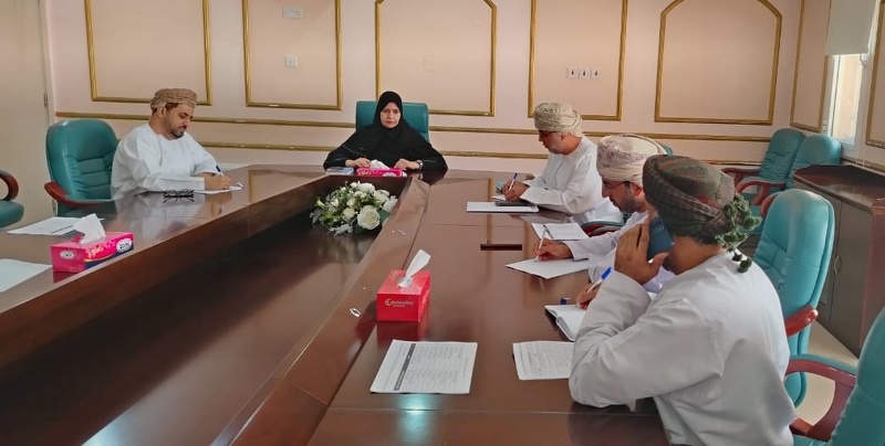 بهدف رفع الجاهزية لدى اللجنة الفرعية لإدارة الحالات الطارئة بتعليمية محافظة الظاهرة  