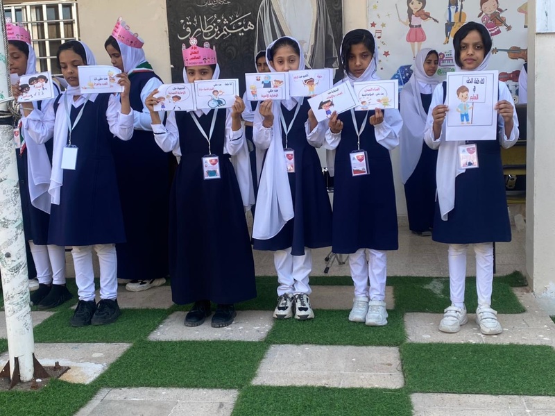 مدارس تعليمية ظفار تحتفل باليوم العالمي للطفل