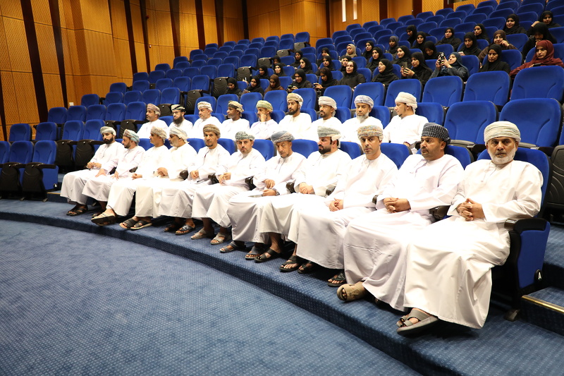 زيارة لمشرفي الأمن والسلامة بمدارس  