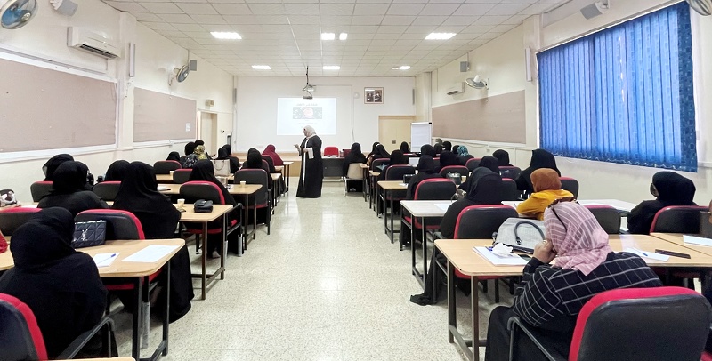 تعليمية ظفار تنفذ عدد من البرامج التدريبية استهدفت مدراء المدارس والمعلمين والأخصائيين