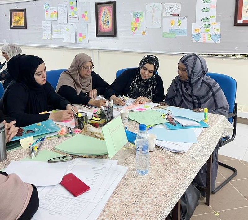 استكمال برنامج مهارات التفكير العليا لمعلمي المجال الثاني بإدارة التربية والتعليم بثمريت