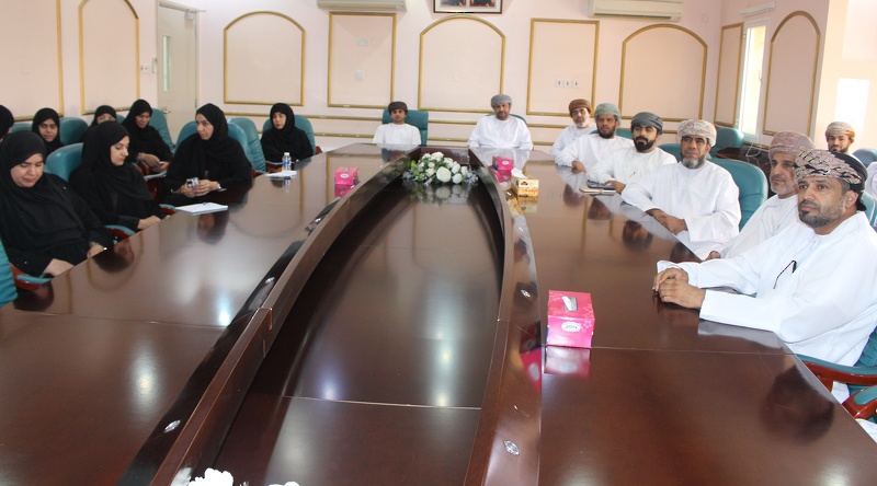 تنظيم حلقة عمل حول التحول الرقمي بتعليمية محافظة الظاهرة