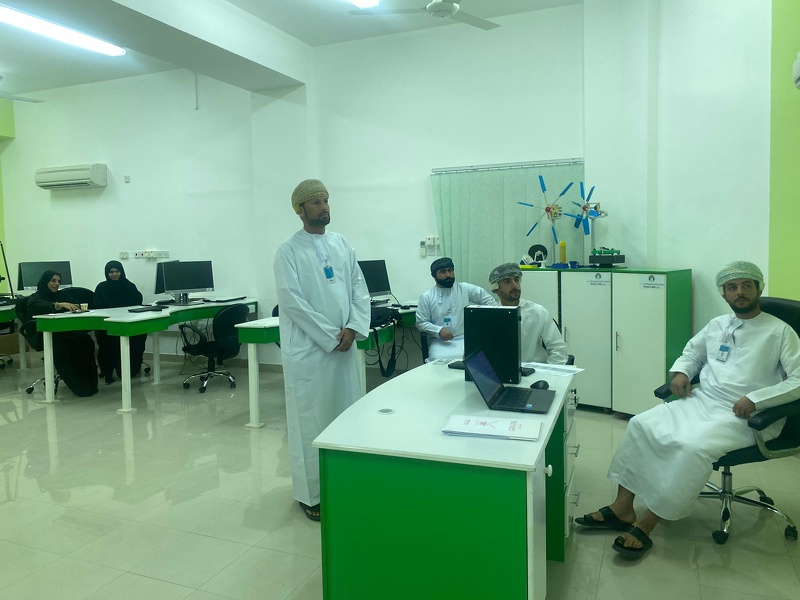  تنظيم برنامج تدريبي على عملية ترحيل المحفوظات والوثائق بتعليمية محافظة الظاهرة