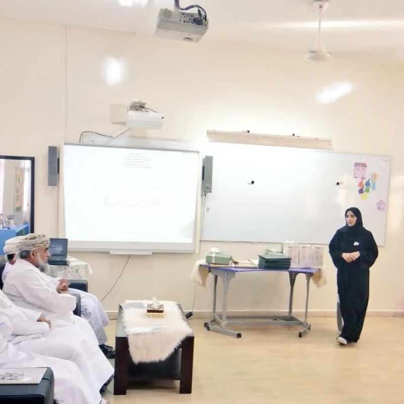 مدرسة الفردوس للتعليم الأساسي تنظم ملتقى ومضات فردوسية