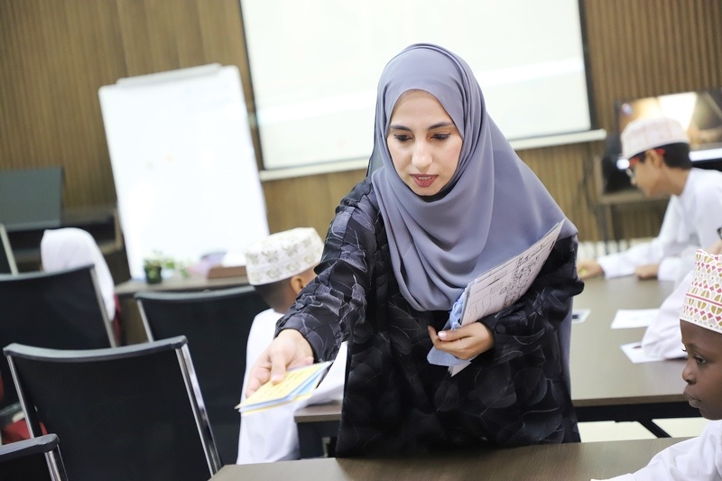 ختام البرنامج التوعوي بحقوق الطفل بمدارس تعليمية ظفار