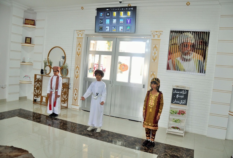 تعليمية محافظة الظاهرة تحتفل باختتام  فعاليات الاسبوع الخليجي للموهبة والإبداع  بمدرسة أمجاد عمان 