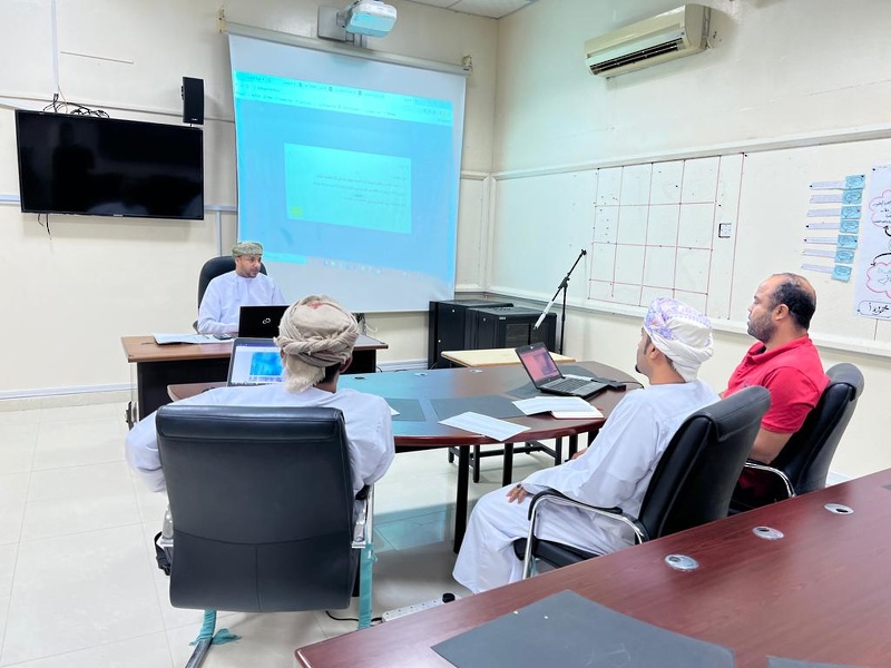 تنفيذ مشغل لمشرفي مصادر التعلم بمحافظة ظفار 