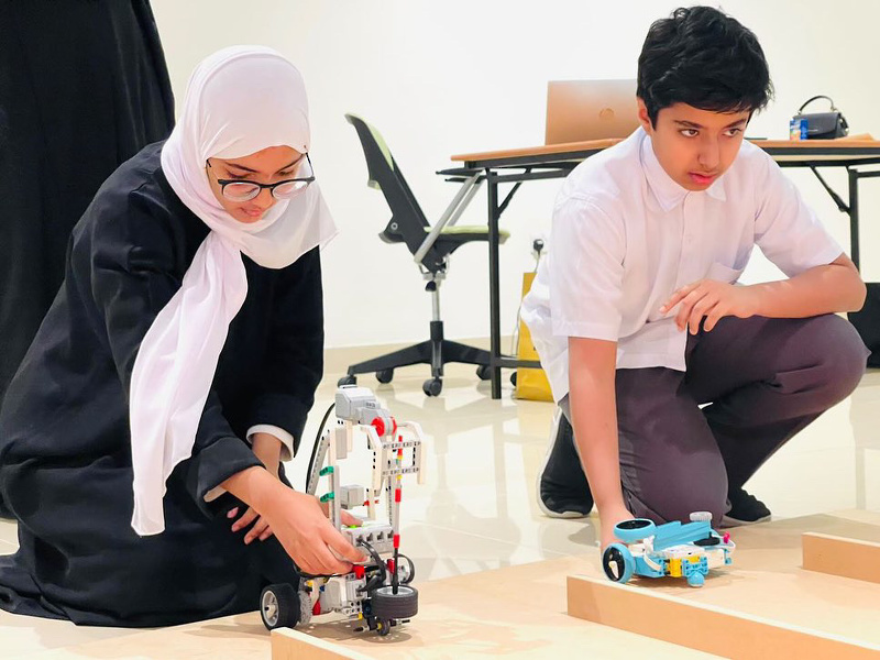 تنفيذ مسابقة الأولمبياد الوطني للروبوت بمحافظة ظفار 