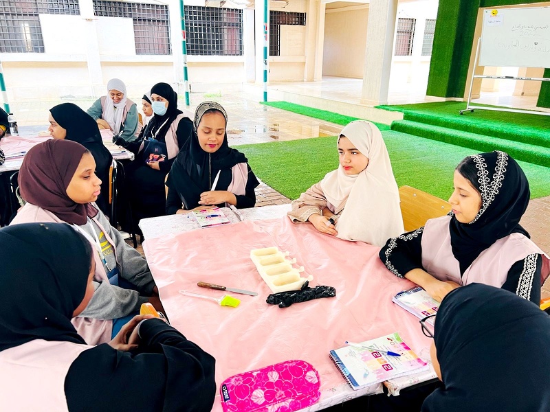 زيارات ترفيهية وانشطة ثقافية ضمن فعاليات البرنامج الصيفي لطلبة مدارس تعليمية ظفار