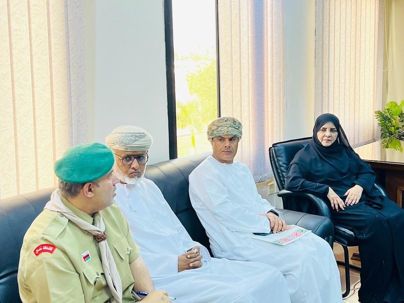 زيارة المدير العام للمديرية العامة للكشافة والمرشدات لتعليمية ظفار