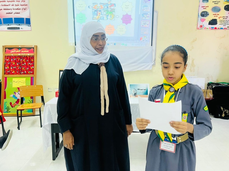 ملتقى أمى مدربتي مبادرة لأشراك الأمهات  في تفعيل الأنشطة والبرامج الكشفية بتعليمية ظفار 