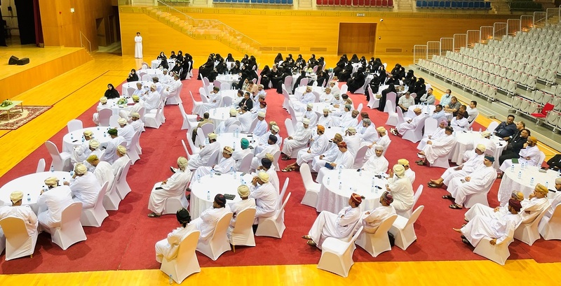 الدكتورة المديرة العامة بتعليمية ظفار تلتقي بالكوادر الإشرافية