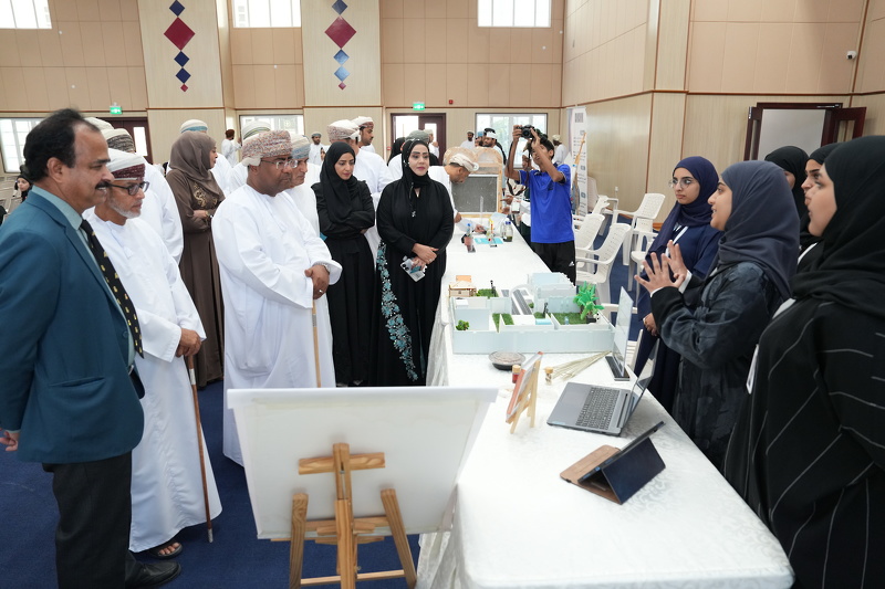 اختتام فعاليات الأسبوع الوطني للعلوم والتكنولوجيا والهندسة والرياضيات 