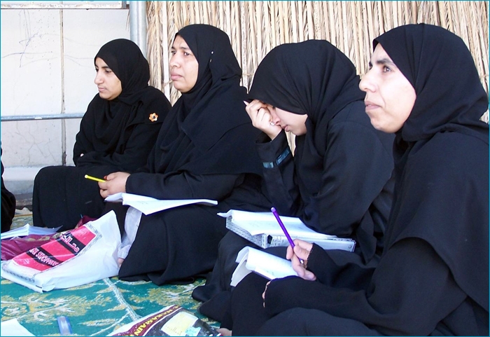 الاحتفال باليوم العالمي لمحو الأمية بتعليمية جنوب الباطنة