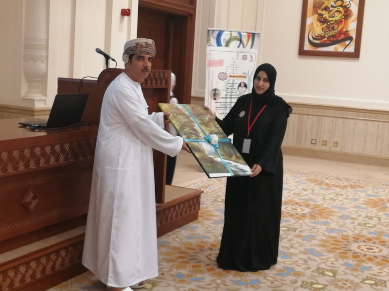 ندوة رياضية في مدرسة ام سلمه بصحار