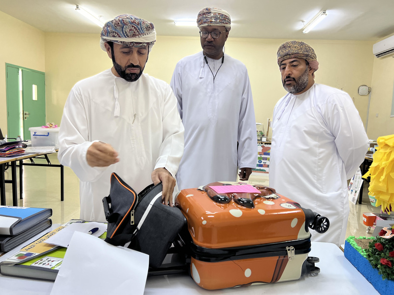 التقييم النهائي للوسائل التعليمية بتعليمية البريمي