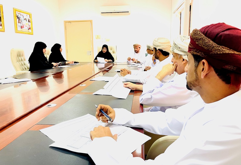 الاجتماع الأول للجنة الإشراف على الخطة التشغيلية لتعليمية ظفار