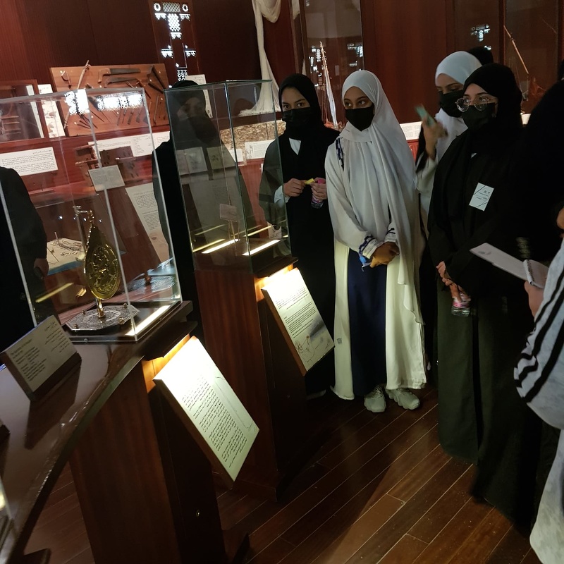 مشروع المواطنة بمدرسة السعادة للتعليم الأساسي (١٠- ١٢)