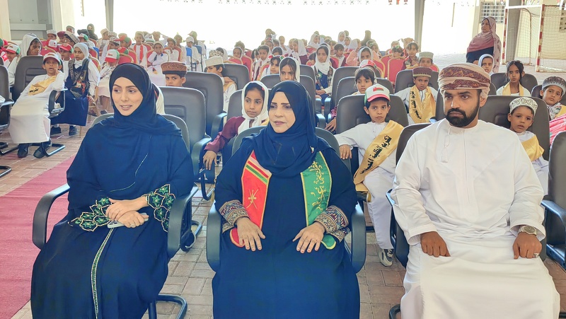 تكريم الطلبة المجيدين بمدرسة جيلوب التعليم الاساسي(1-12)