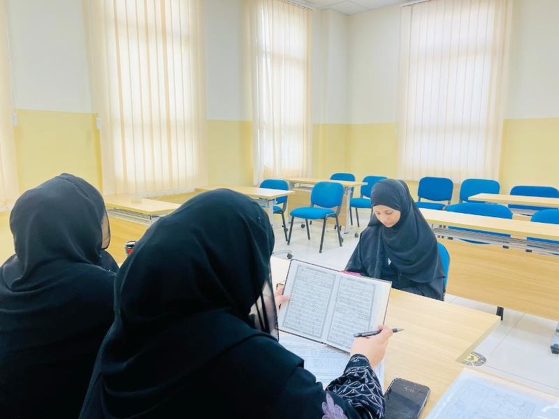 بدء تقييم مسابقة حفظ القرآن الكريم والصوت الحسن لطلبة تعليمية ظفار