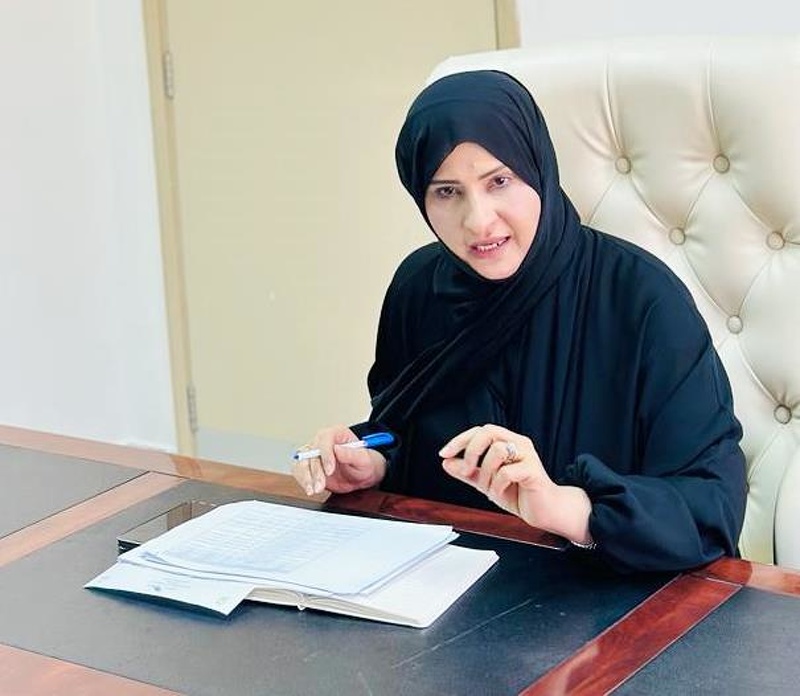 تواصل أعمال لجنة متابعة استقرار الهيئة التدريسية بالمدارس بتعليمية ظفار .