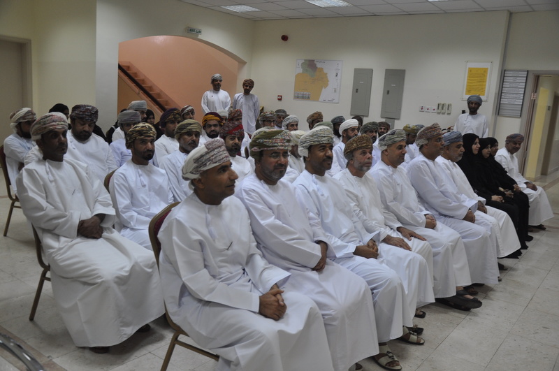 تعليمية محافظة الظاهرة تقيم حفلاً للخبير التربوي سلميان الرواحي لوصوله لسن التقاعد 