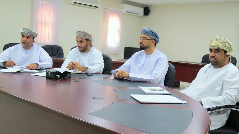 مراجعة وثائق دوائر تنمية الموارد البشرية بالمديريات التعليمية المختلفة للتحديث