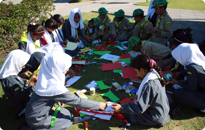 بمشاركة 500 شبل وزهرة  ومرشدة  معسكرات للأشبال والزهرات  بمفوضية جنوب الباطنة 