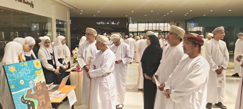 إقامة معرض الشركات الطلابية السنوي بمدارس تعليمية محافظة الظاهرة