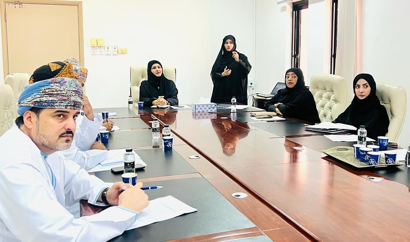 الاجتماع الأول للفريق اللامركزي  لبرامج  الطلبة الموهوبين بتعليمية ظفار 