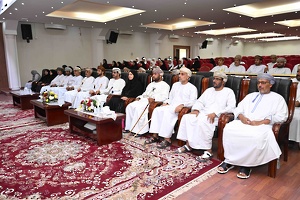 الاحتفال بتكريم الفائزين بجائزة الإبداع الأدبي لطلبة مدارس محافظة الظاهرة