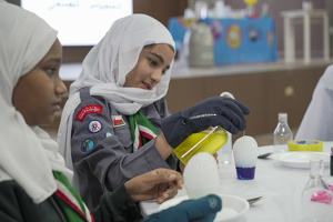 انطلاق فعاليات الأسبوع الوطني للعلوم والتكنولوجيا والهندسة والرياضيات (STEM) بمحافظة الوسطى