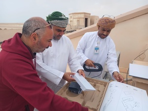 تعليمية الوسطى تبدأ تنفيذ مشروع الإنترنت الفضائي (Starlink) لتعزيز البيئة الرقمية بالمدارس