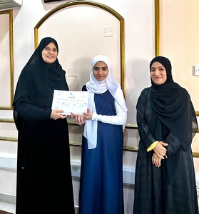 تعليمية محافظة الظاهرة تكرم فريق مدرسة مقنيات الحاصل على المركز الأول في مسابقة السيارات اللاسلكية ذاتية القيادة