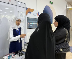 تعليمية ظفار تشارك في الاحتفاء بيوم العلوم العالمي 2025 بجامعة التقنية والعلوم التطبيقية بصلالة