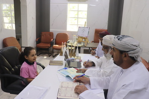 تقييم الطلبة المشاركين في مسابقة ( براعم القرأن) لمرحلة التعليم المبكر